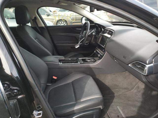 Photo 4 VIN: SAJAD4FX2JCP35052 - JAGUAR XE PREMIUM 