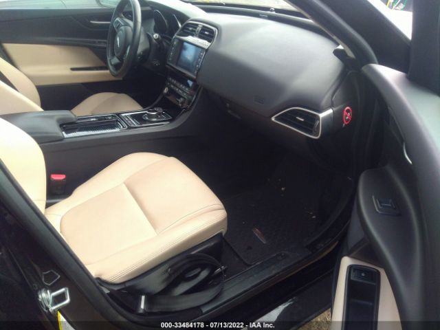 Photo 4 VIN: SAJAD4FX4JCP25316 - JAGUAR XE 