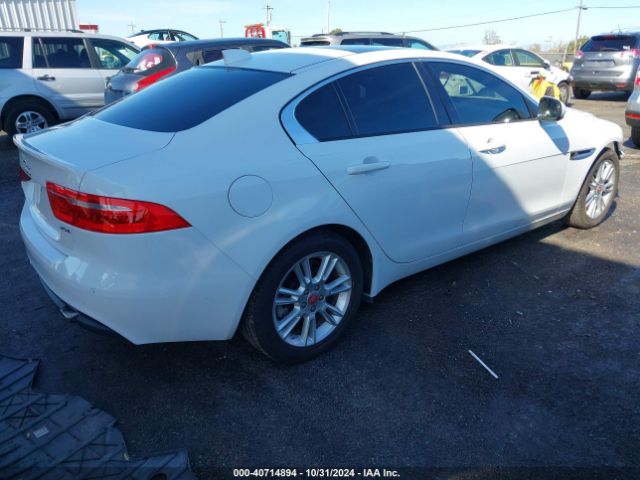 Photo 3 VIN: SAJAD4FX9JCP23464 - JAGUAR XE 