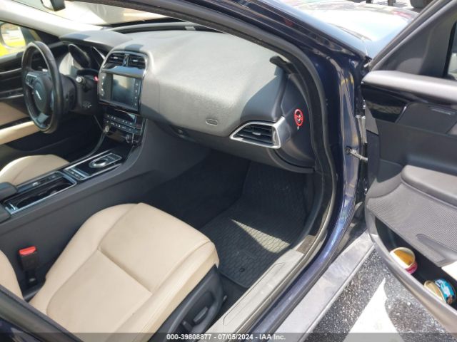 Photo 4 VIN: SAJAD4FX9JCP26557 - JAGUAR XE 