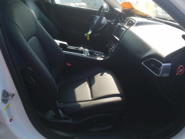 Photo 4 VIN: SAJAD4FXXJCP23621 - JAGUAR XE PREMIUM 