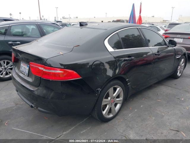 Photo 3 VIN: SAJAE4BG2HA964534 - JAGUAR XE 