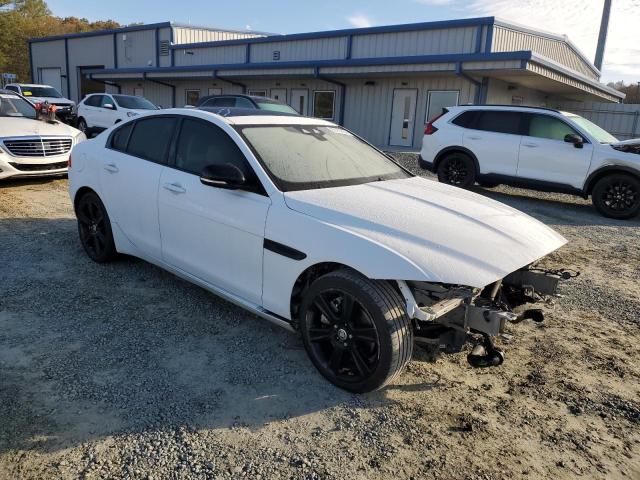 Photo 3 VIN: SAJAE4BG7HA964643 - JAGUAR XE PRESTIG 