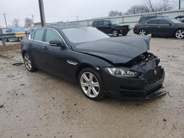 Photo 3 VIN: SAJAE4BG8HA969737 - JAGUAR XE PRESTIG 