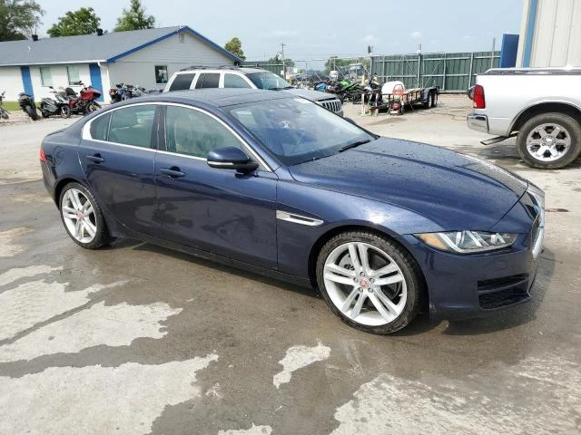 Photo 3 VIN: SAJAE4BV5HA947726 - JAGUAR XE PRESTIG 