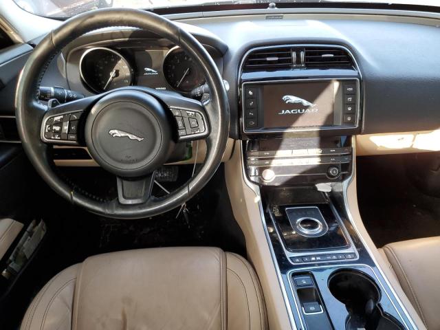 Photo 7 VIN: SAJAE4BV9HA976226 - JAGUAR XE PRESTIG 