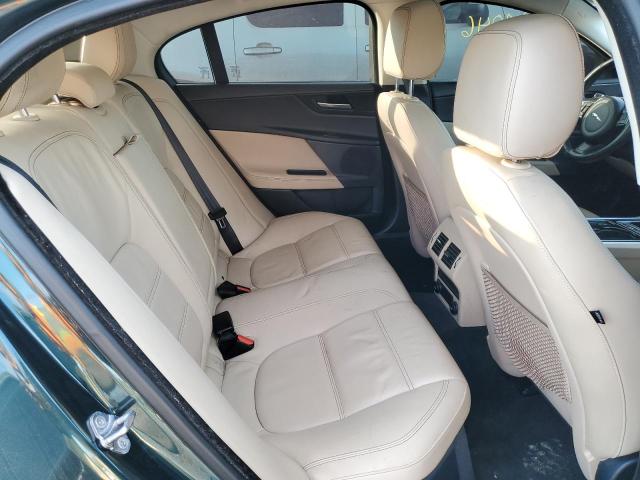 Photo 9 VIN: SAJAE4BV9HA976226 - JAGUAR XE PRESTIG 