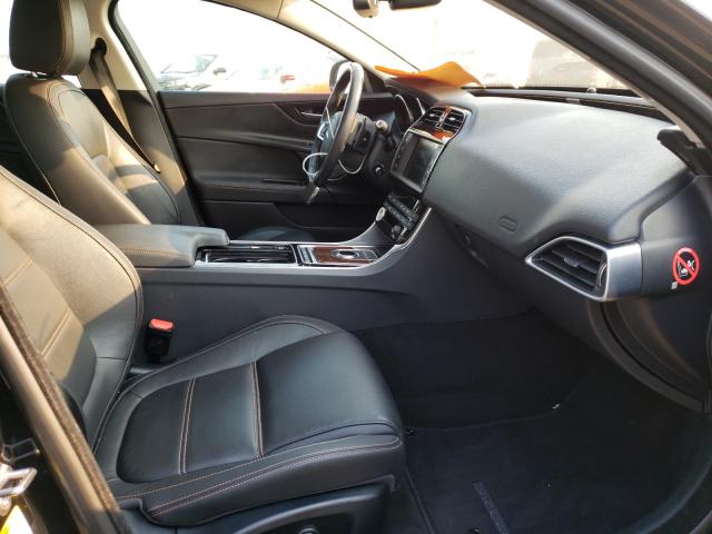 Photo 4 VIN: SAJAE4FN3JCP24539 - JAGUAR XE PRESTIG 