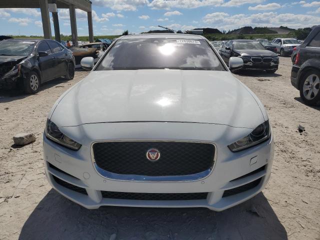 Photo 4 VIN: SAJAE4FX3KCP45426 - JAGUAR XE 