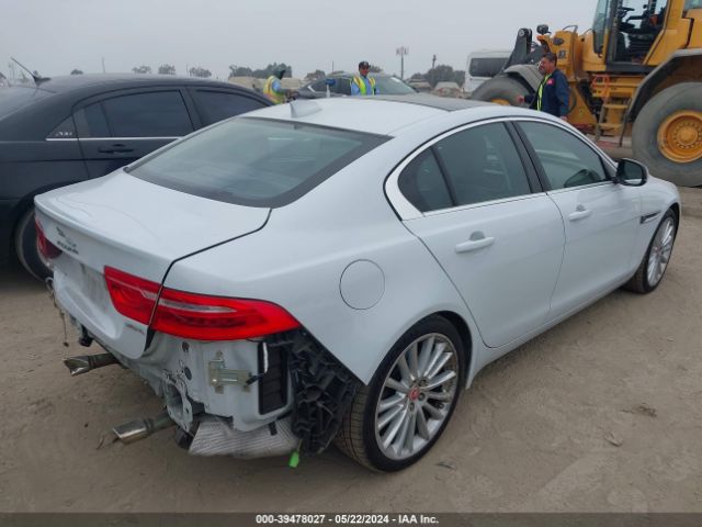 Photo 3 VIN: SAJAH4BV1HA946886 - JAGUAR XE 