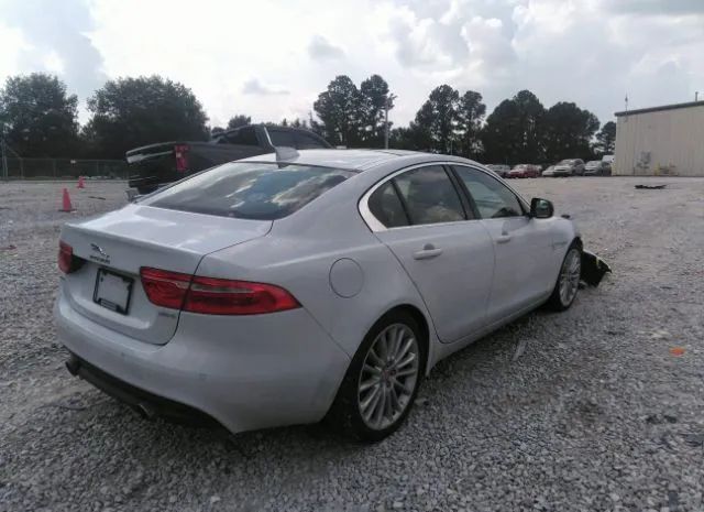 Photo 3 VIN: SAJAH4EV2JCP17669 - JAGUAR XE 