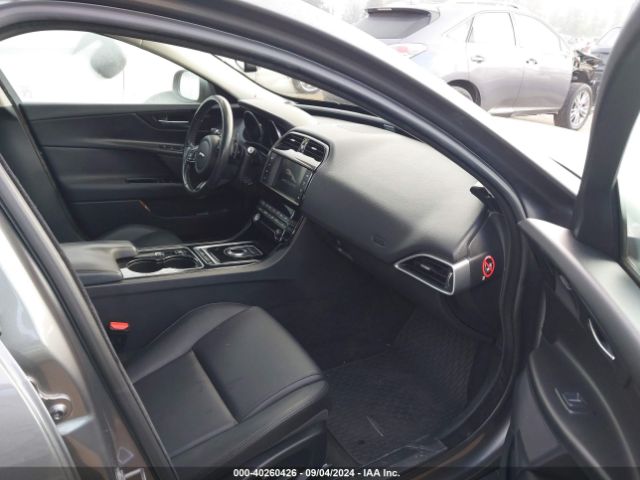 Photo 4 VIN: SAJAJ4BN4HCP16719 - JAGUAR XE 