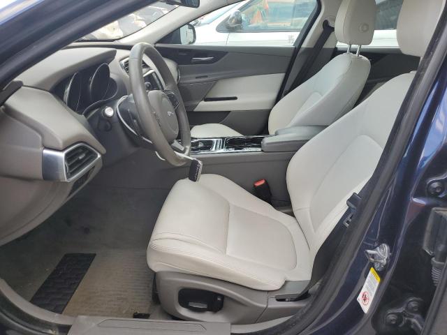 Photo 6 VIN: SAJAJ4BV7HA975247 - JAGUAR XE PREMIUM 
