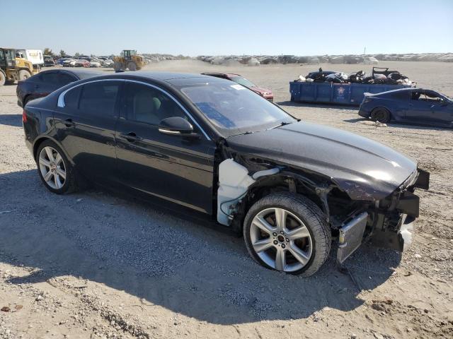 Photo 3 VIN: SAJAJ4FX4JCP24840 - JAGUAR XE PREMIUM 