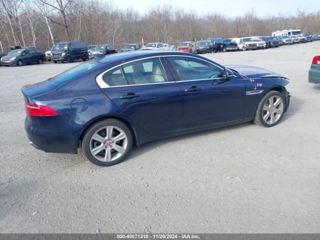 Photo 3 VIN: SAJAJ4FX5KCP49828 - JAGUAR XE 