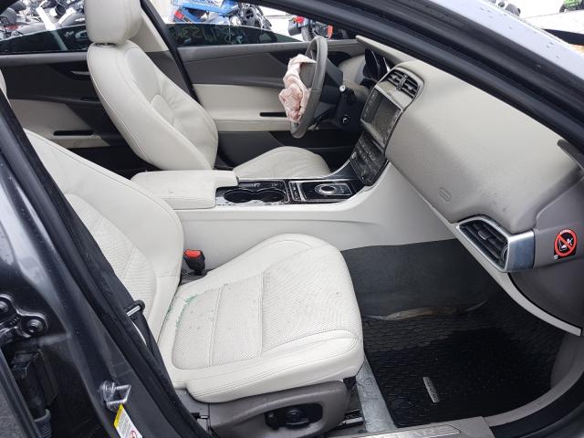 Photo 4 VIN: SAJAK4BN2HA969644 - JAGUAR XE PRESTIG 