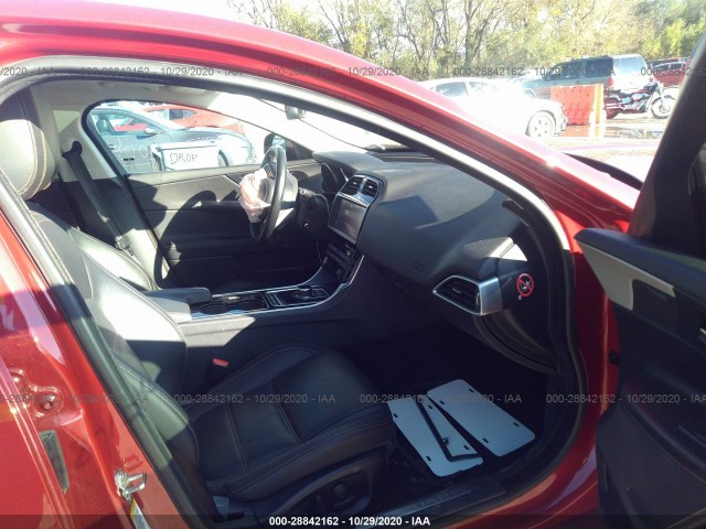 Photo 4 VIN: SAJAK4BN2HA972849 - JAGUAR XE 