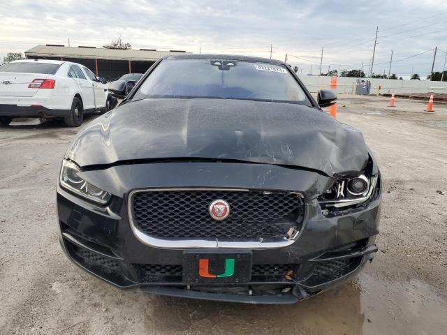 Photo 4 VIN: SAJAK4BN5HA956399 - JAGUAR XE 