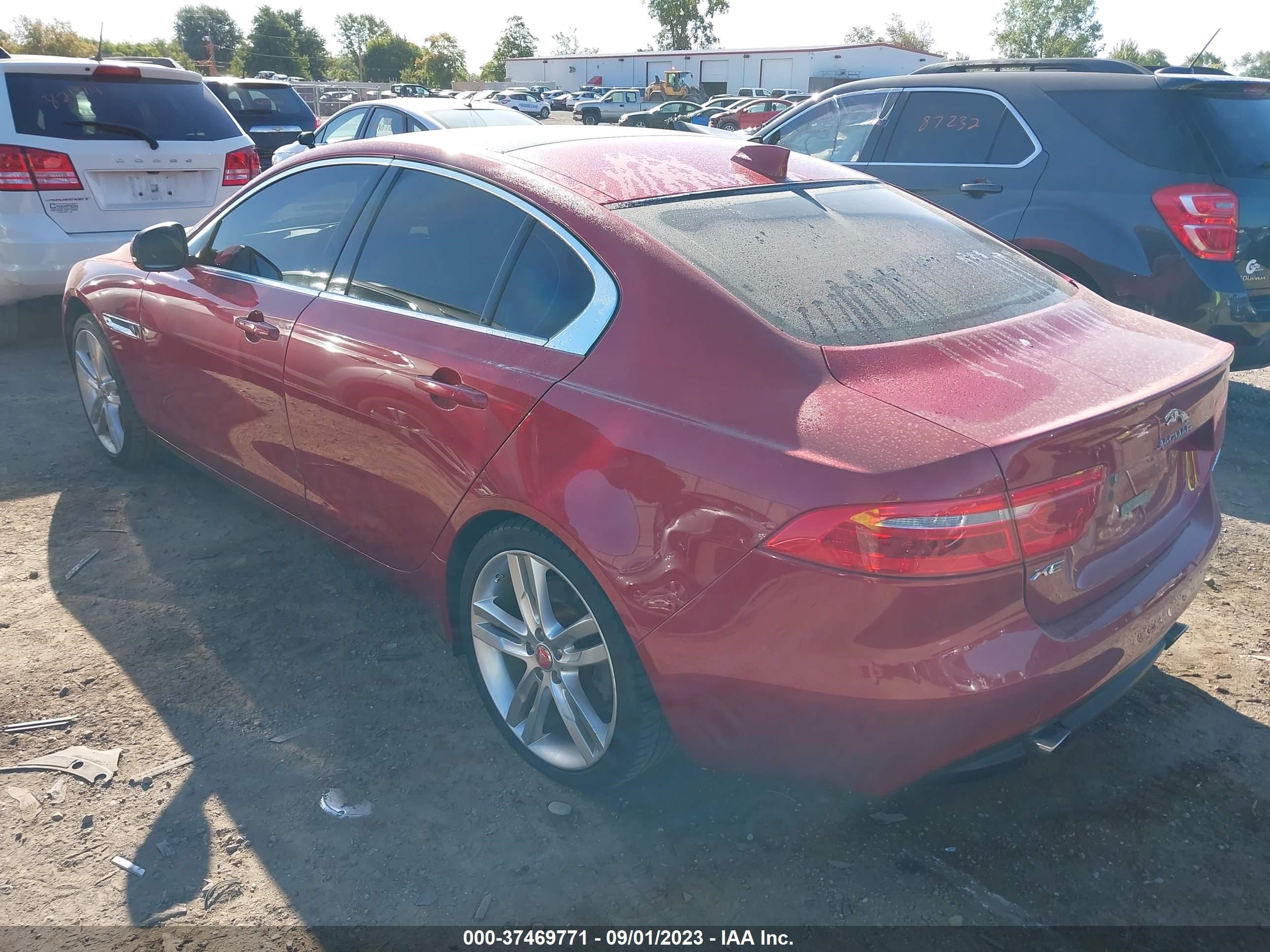 Photo 2 VIN: SAJAK4BVXHA955314 - JAGUAR XE 