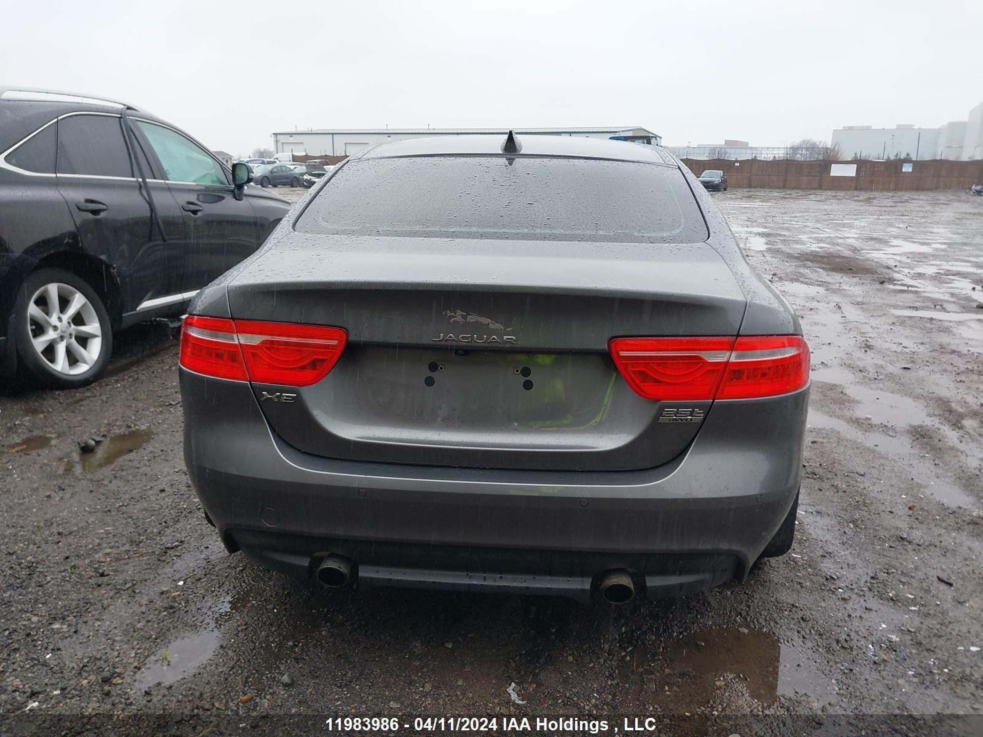 Photo 16 VIN: SAJAK4FX0JCP22872 - JAGUAR XE 