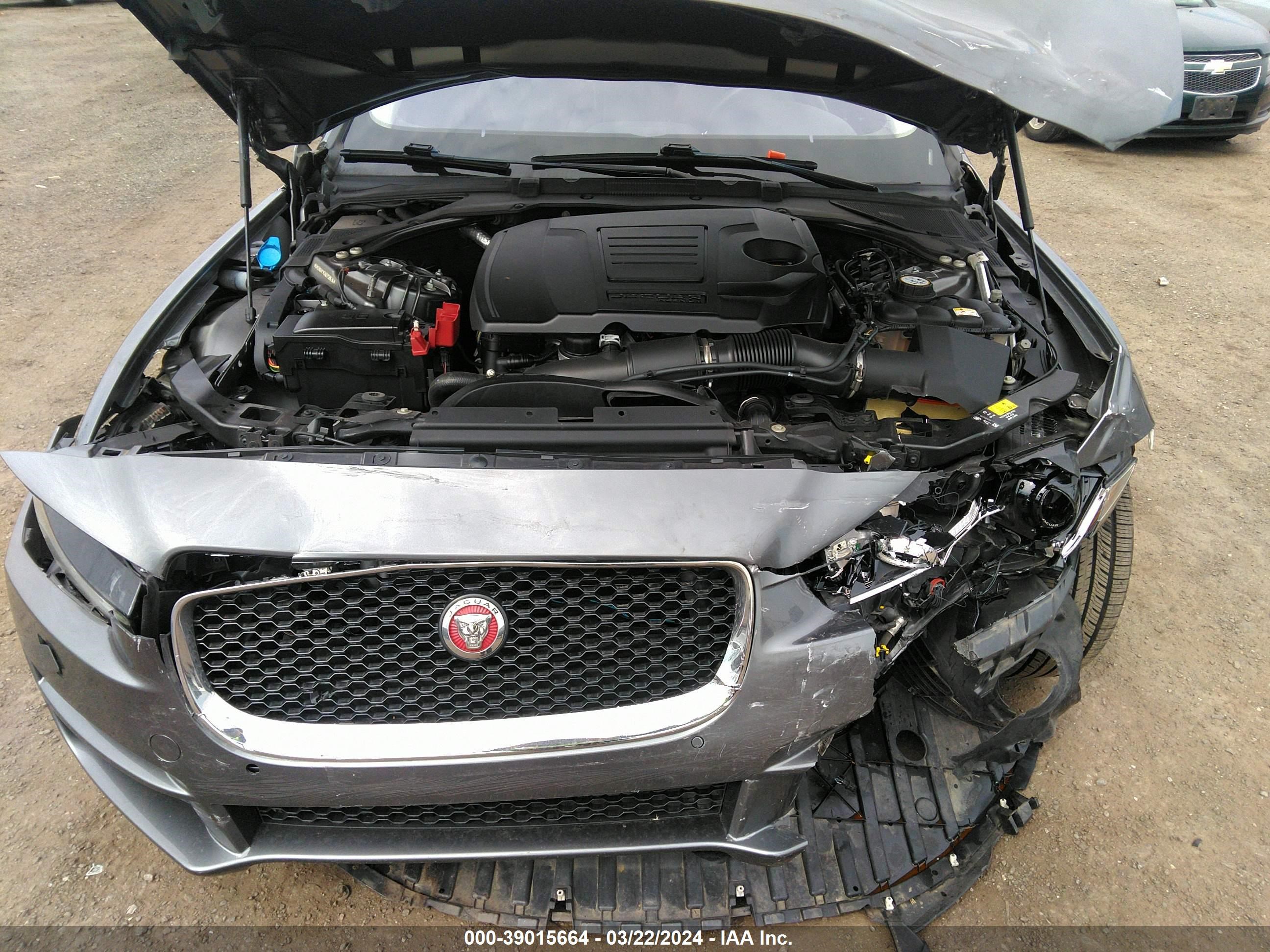 Photo 9 VIN: SAJAK4FX5KCP50636 - JAGUAR XE 