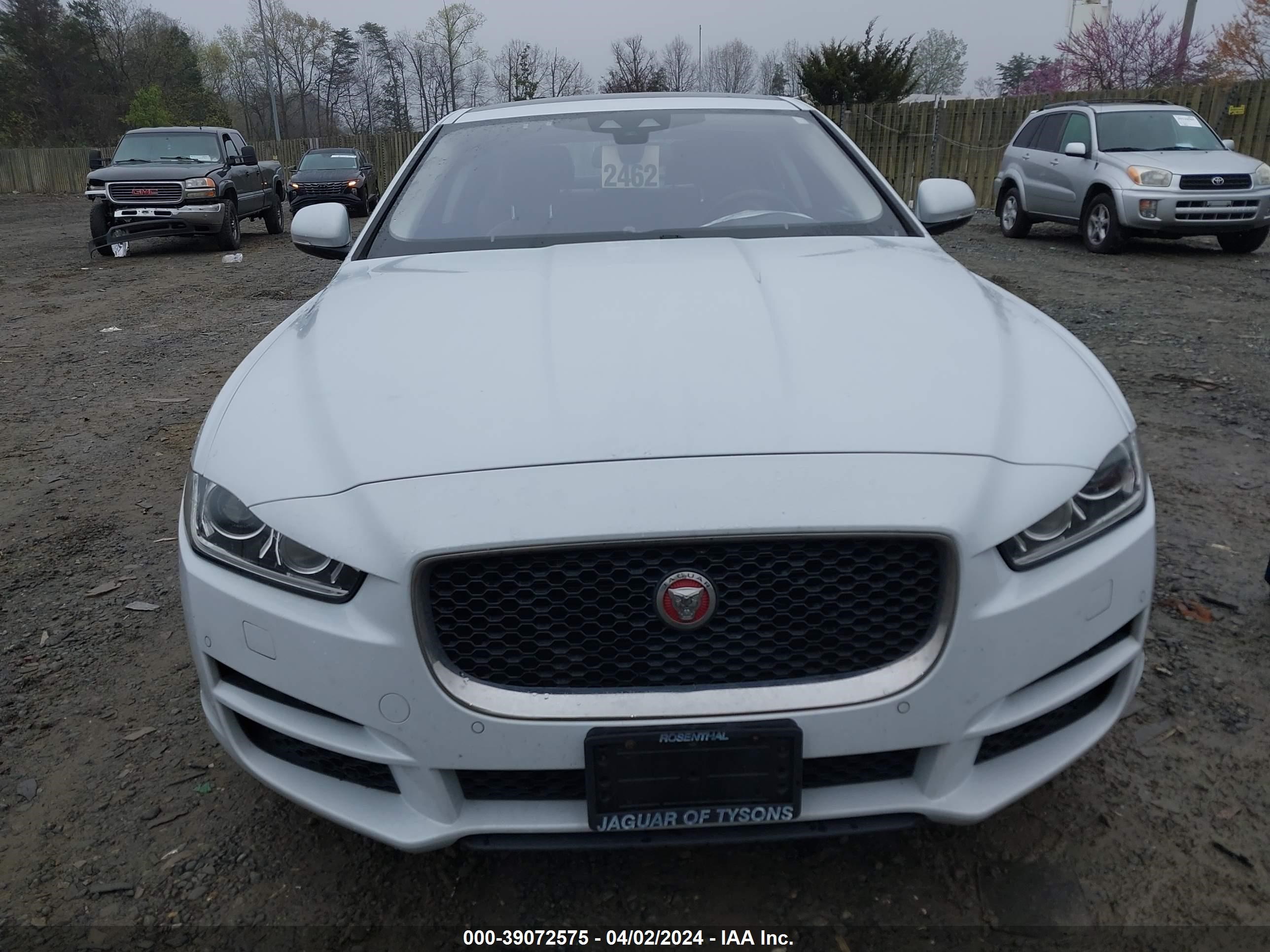 Photo 5 VIN: SAJAN4EV8JCP17717 - JAGUAR XE 