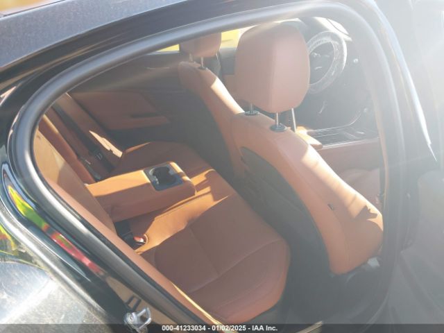 Photo 7 VIN: SAJAN4GX9JCP37067 - JAGUAR XE 