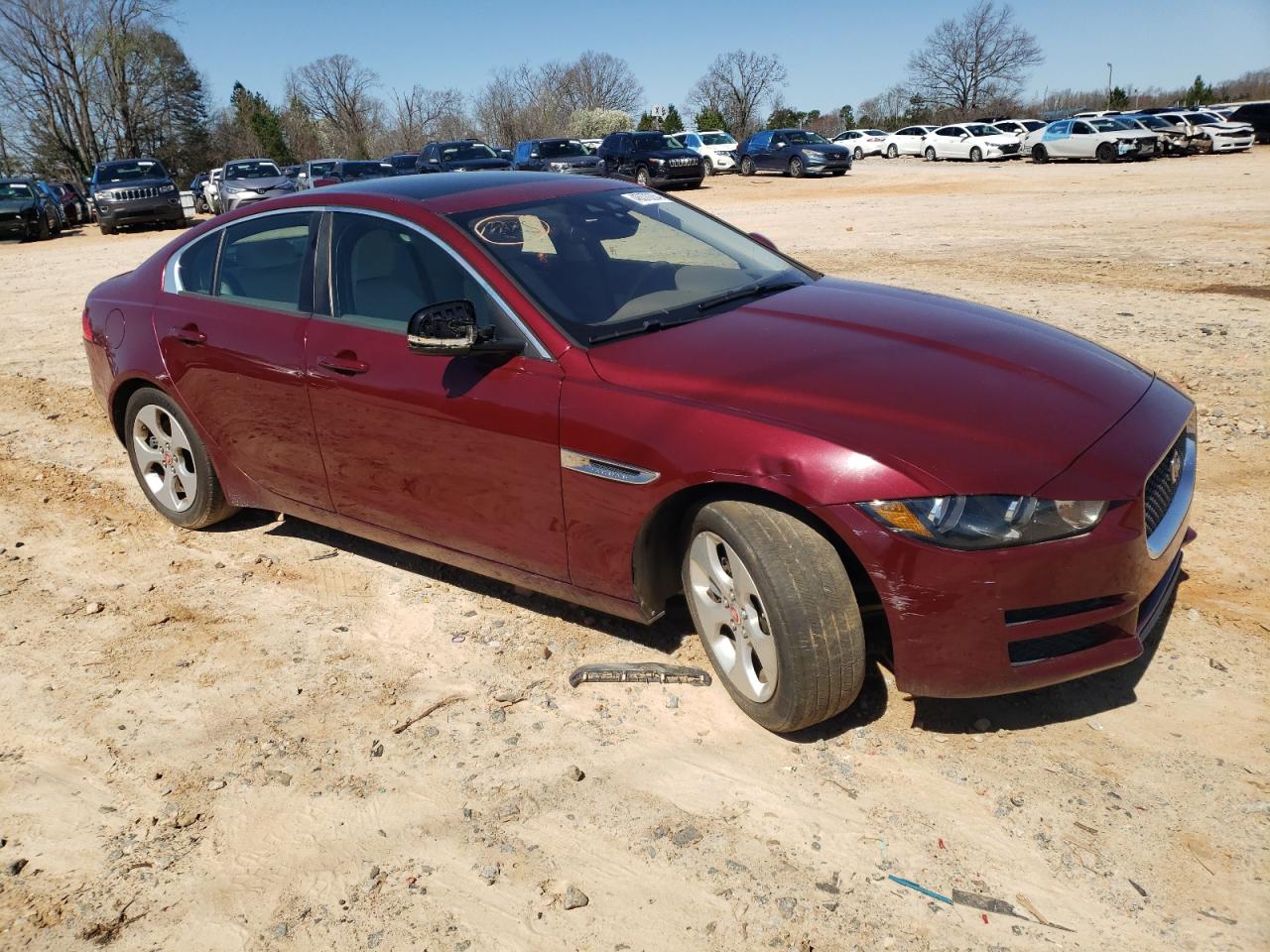 Photo 4 VIN: SAJAR4BG0HA950460 - JAGUAR XE 