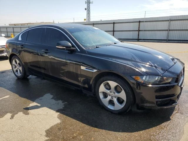 Photo 3 VIN: SAJAR4BG0HA968098 - JAGUAR XE 