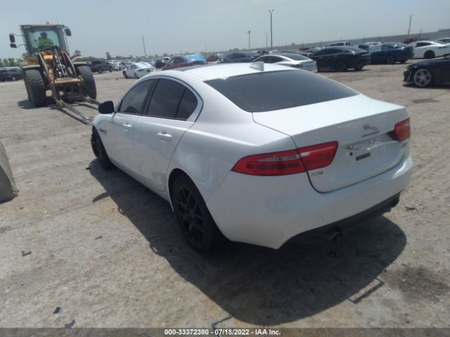 Photo 2 VIN: SAJAR4BG0HA969137 - JAGUAR XE 