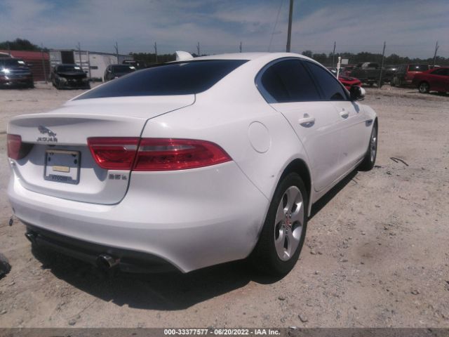 Photo 3 VIN: SAJAR4BG1HA970880 - JAGUAR XE 