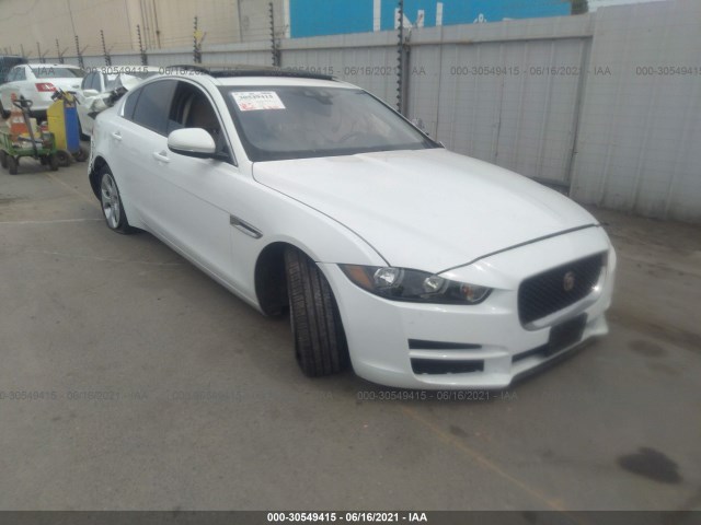 Photo 0 VIN: SAJAR4BG2HA974615 - JAGUAR XE 