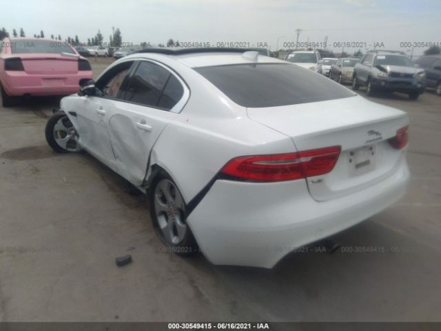 Photo 2 VIN: SAJAR4BG2HA974615 - JAGUAR XE 