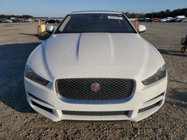 Photo 4 VIN: SAJAR4BG3HA977281 - JAGUAR XE 