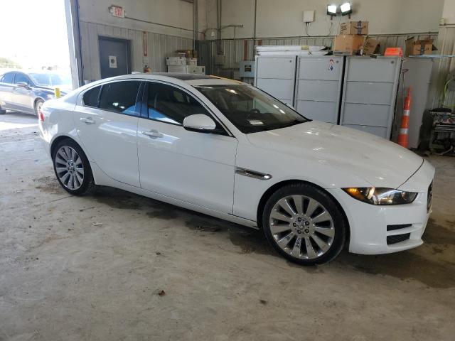 Photo 3 VIN: SAJAR4BG4HA978374 - JAGUAR XE 