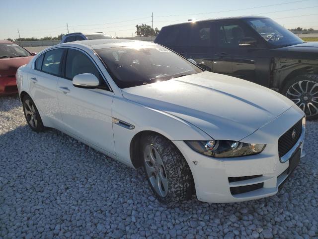 Photo 3 VIN: SAJAR4BG6HA968316 - JAGUAR XE 