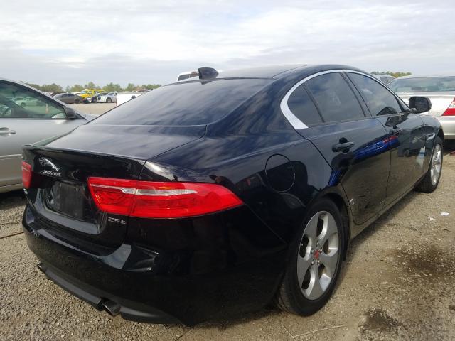 Photo 3 VIN: SAJAR4BG7HA961780 - JAGUAR XE 