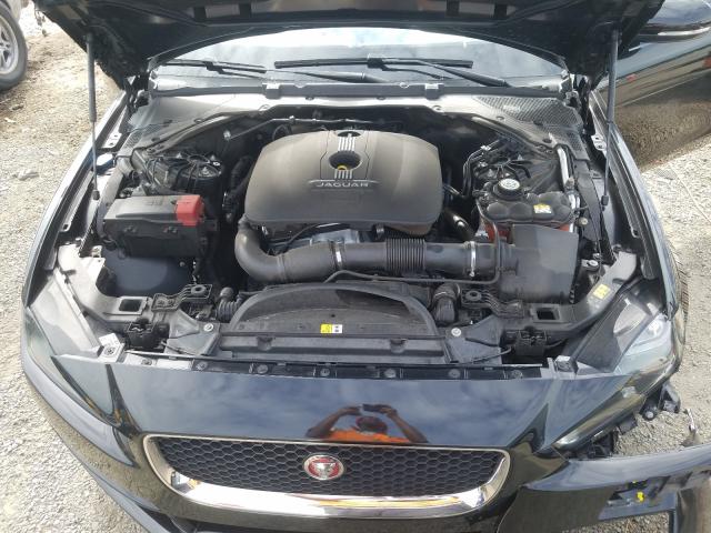 Photo 6 VIN: SAJAR4BG7HA961780 - JAGUAR XE 