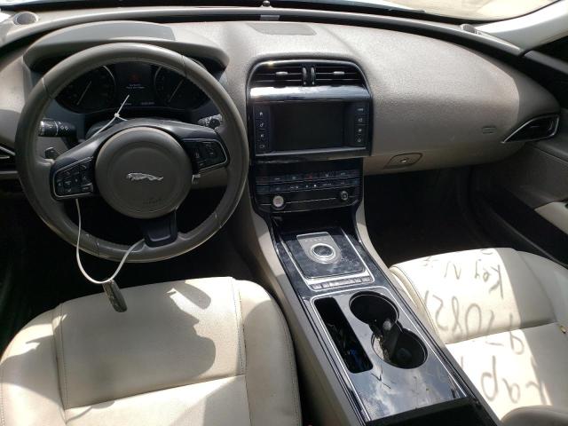 Photo 7 VIN: SAJAR4BG7HA970821 - JAGUAR XE 