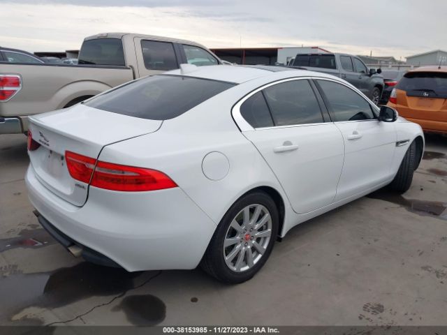 Photo 3 VIN: SAJAR4FX5KCP50776 - JAGUAR XE 