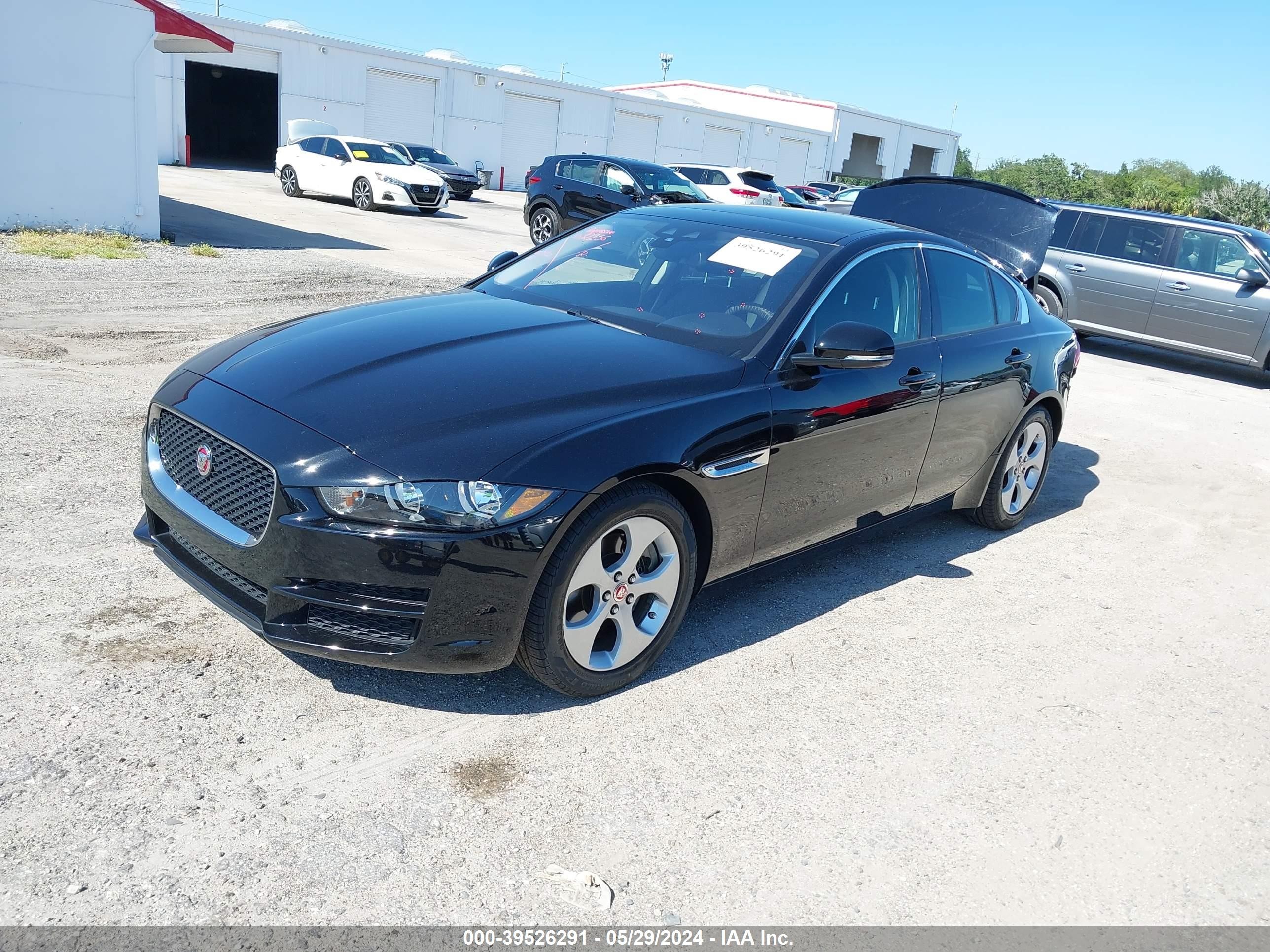 Photo 1 VIN: SAJAR4FXXJCP24401 - JAGUAR XE 