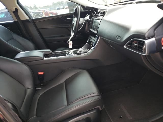 Photo 4 VIN: SAJAR4FXXKCP52491 - JAGUAR XE 