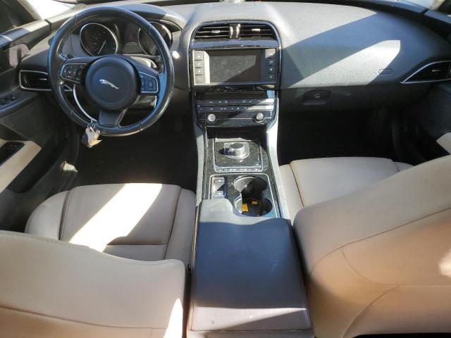 Photo 7 VIN: SAJAS4BN0HA976429 - JAGUAR XE 