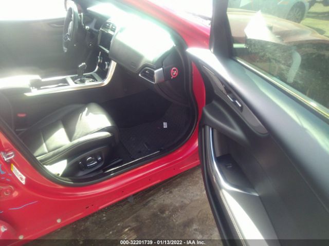 Photo 4 VIN: SAJAT4GX6LCP56359 - JAGUAR XE 