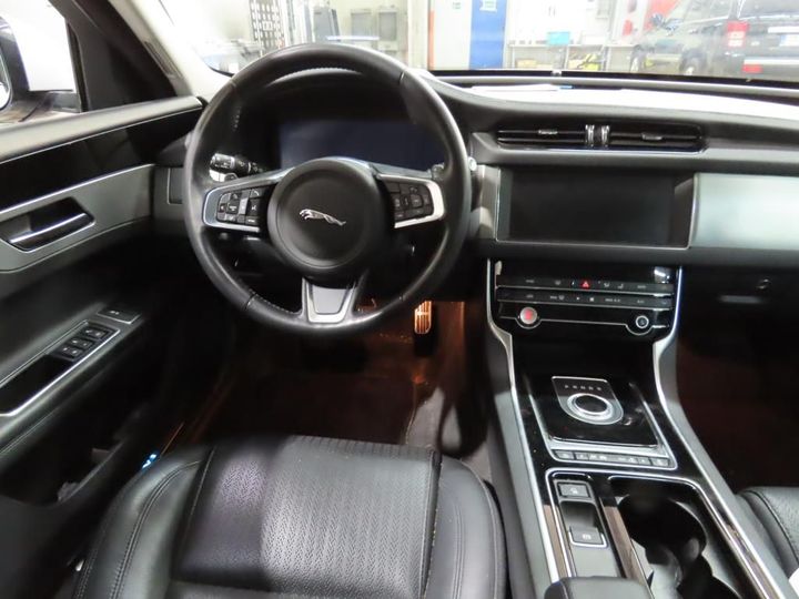 Photo 5 VIN: SAJBB2BXXLCY85952 - JAGUAR XF 