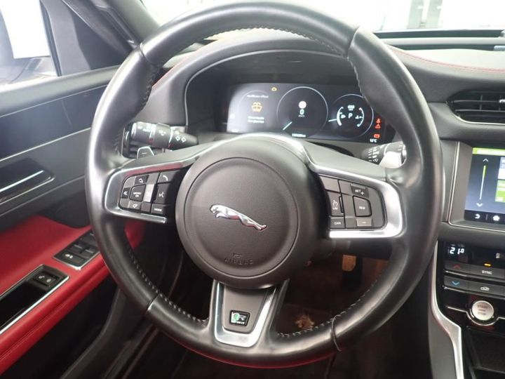 Photo 13 VIN: SAJBB4BK3JCY54216 - JAGUAR XF 