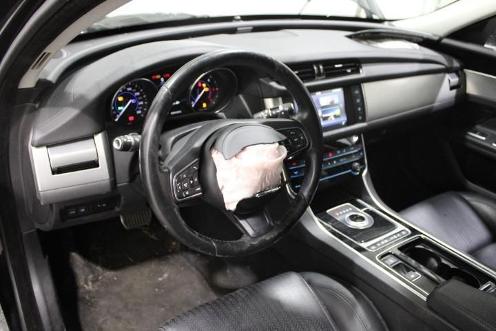 Photo 9 VIN: SAJBB4BK8HCY28978 - JAGUAR XF SALOON 