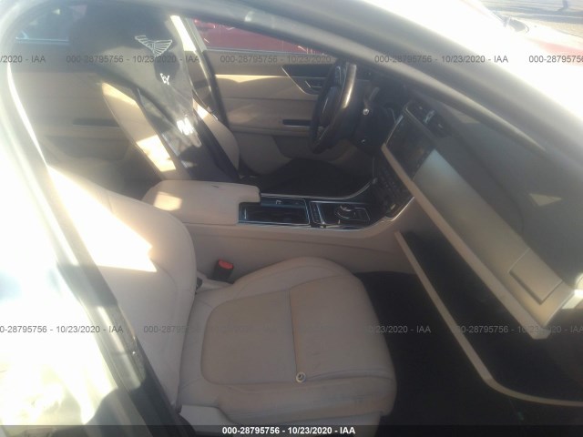 Photo 4 VIN: SAJBD4BN8HCY32694 - JAGUAR XF 