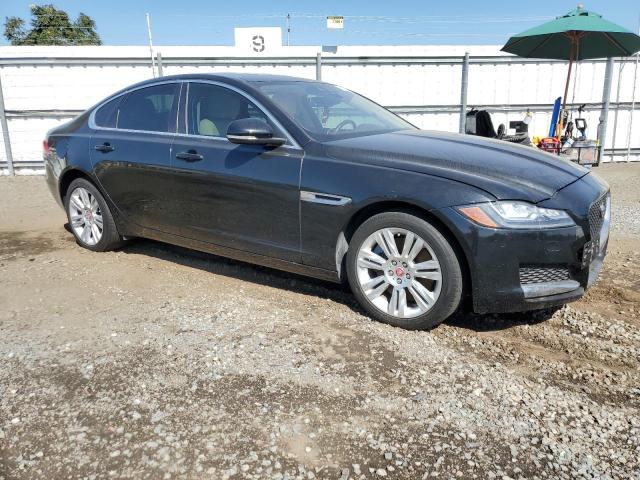 Photo 3 VIN: SAJBD4BV0HCY43592 - JAGUAR XF PREMIUM 