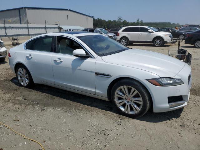 Photo 3 VIN: SAJBD4BV2HCY33422 - JAGUAR XF 